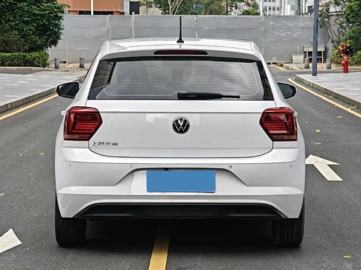 2023 Volkswagen Polo 1.5L 110HP L4 6AT,autocango,china used car exporter,china ev exporter,chinese used car exporter,chinese used ev exporter