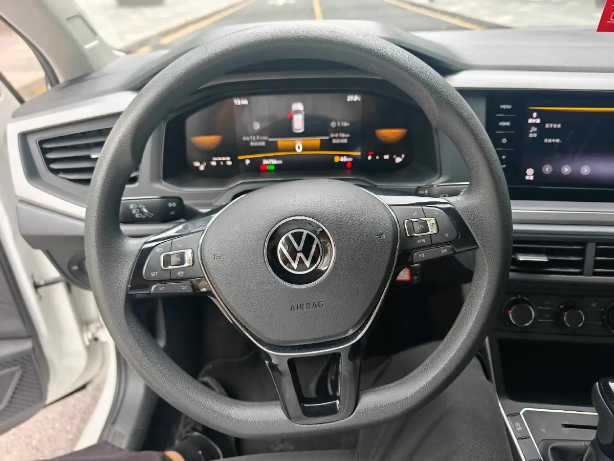 2023 Volkswagen Polo 1.5L 110HP L4 6AT,autocango,china used car exporter,china ev exporter,chinese used car exporter,chinese used ev exporter