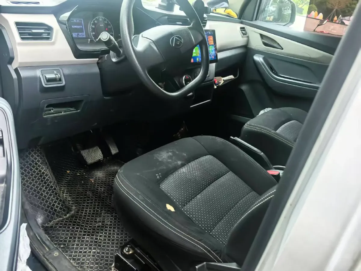 2023 MAXUS EV30 BEV 41.86KWH,autocango,china used car exporter,china ev exporter,chinese used car exporter,chinese used ev exporter