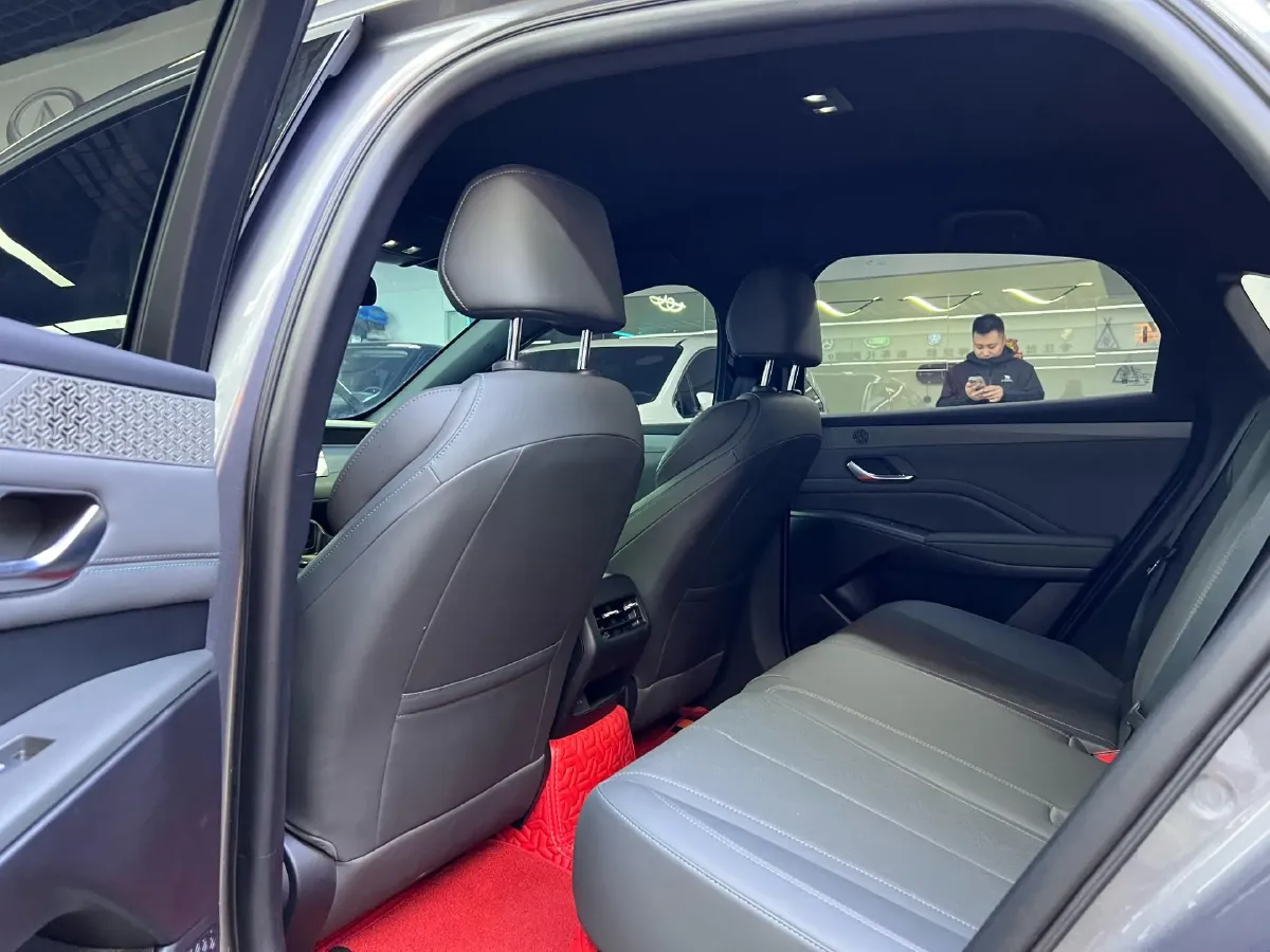 2025 BYD Qin Plus 1.5L 101HP L4 E-CVT PHEV 7.68KWH,autocango,china used car exporter,china ev exporter,chinese used car exporter,chinese used ev exporter