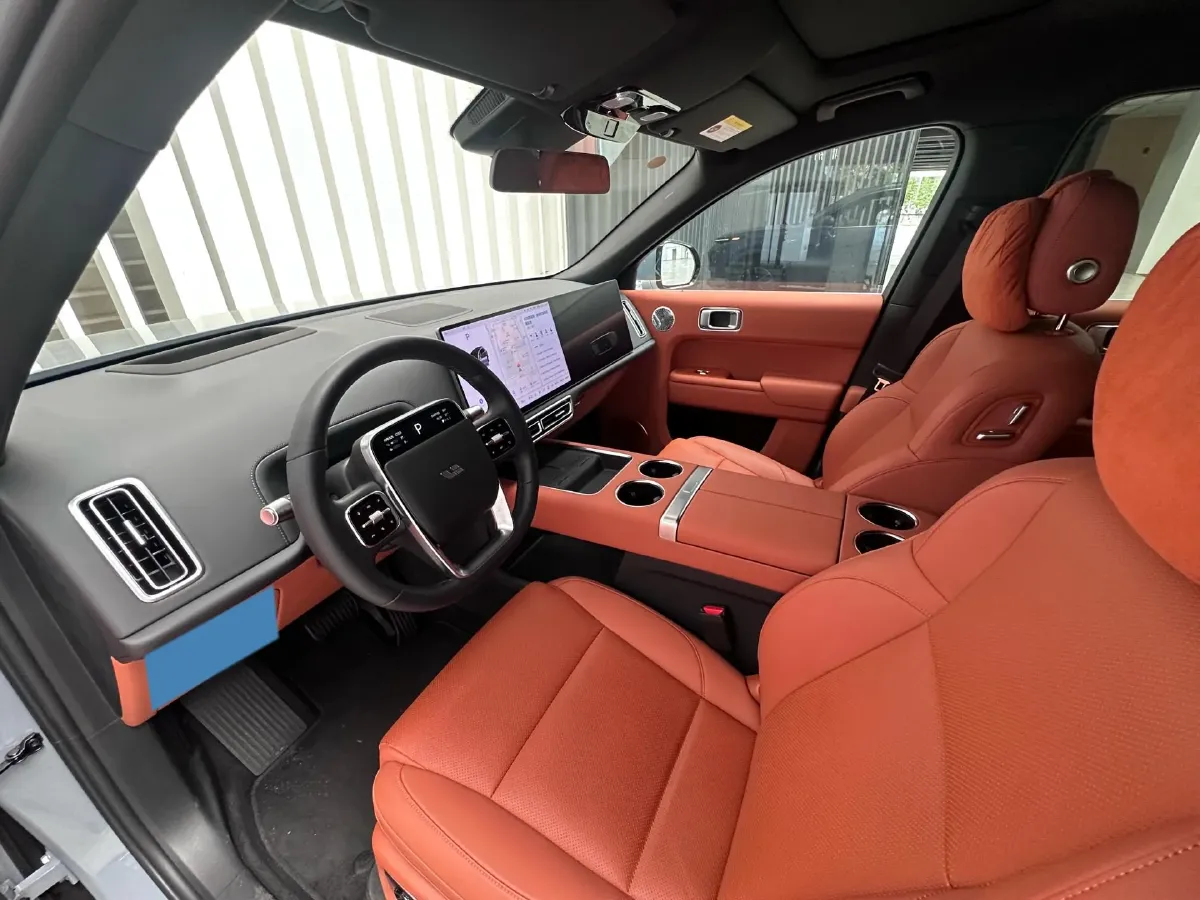 2025 Li L8 Range Extended 154HP REEV,autocango,china used car exporter,china ev exporter,chinese used car exporter,chinese used ev exporter