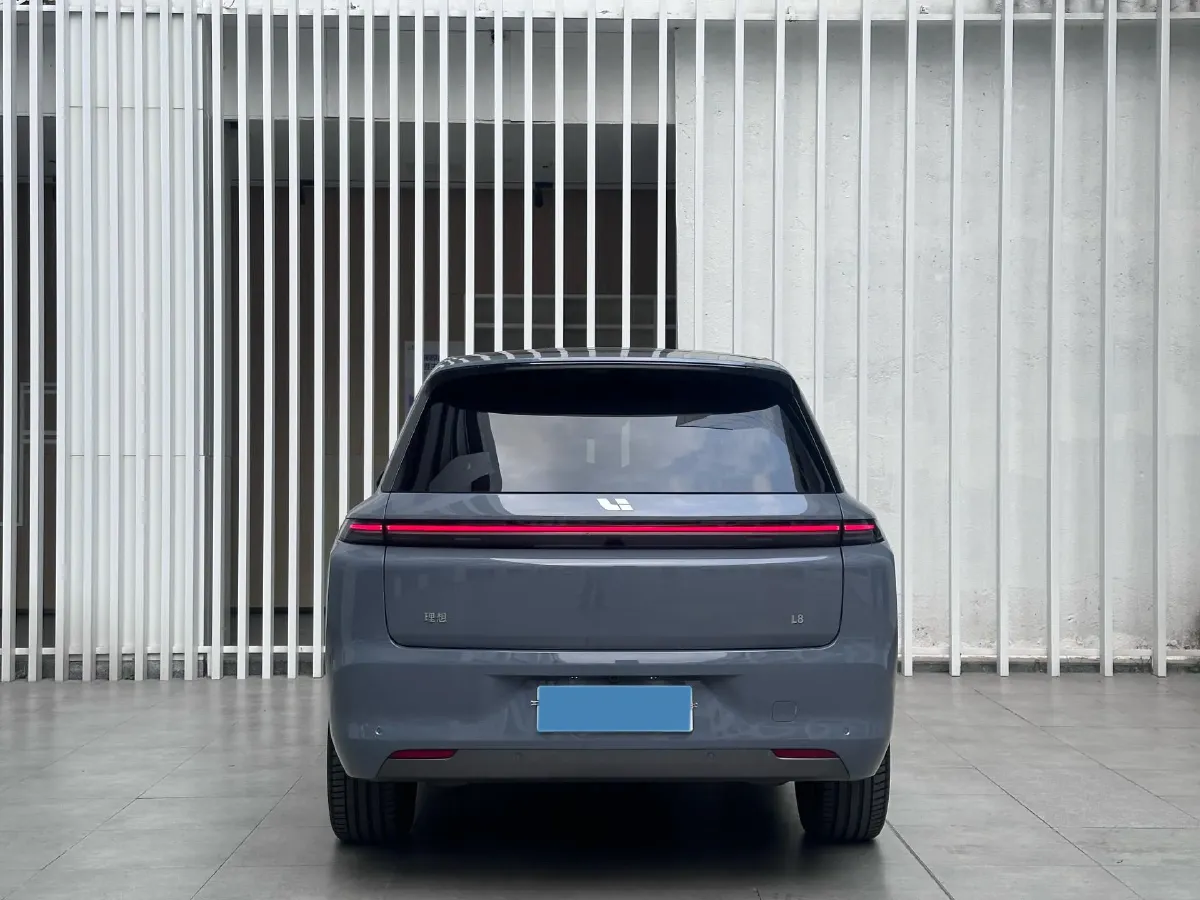 2025 Li L8 Range Extended 154HP REEV,autocango,china used car exporter,china ev exporter,chinese used car exporter,chinese used ev exporter