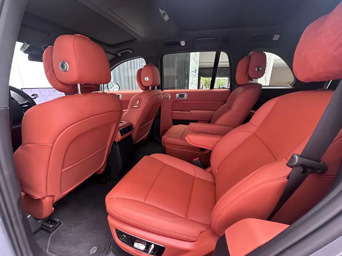 2025 Li L8 Range Extended 154HP REEV,autocango,china used car exporter,china ev exporter,chinese used car exporter,chinese used ev exporter