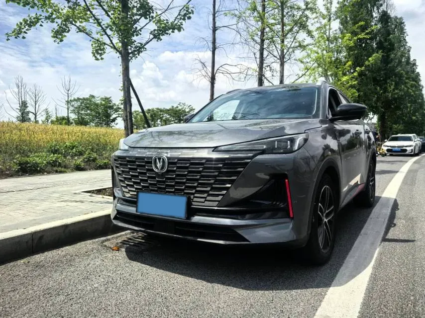 2022 ChangAn CS55 Plus 1.5T 188HP L4 7DCT,autocango,china used car exporter,china ev exporter,chinese used car exporter,chinese used ev exporter