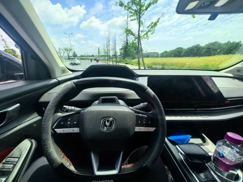 2022 ChangAn CS55 Plus 1.5T 188HP L4 7DCT,autocango,china used car exporter,china ev exporter,chinese used car exporter,chinese used ev exporter