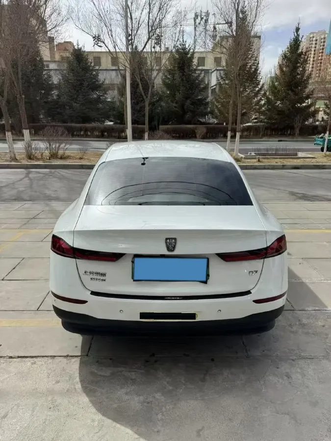 2023 Roewe D7 1.5L 112HP L4 1DHT PHEV 21.4KWH,autocango,china used car exporter,china ev exporter,chinese used car exporter,chinese used ev exporter