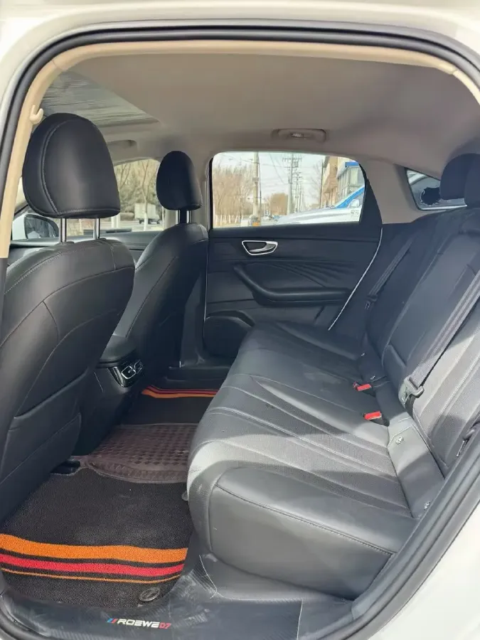 2023 Roewe D7 1.5L 112HP L4 1DHT PHEV 21.4KWH,autocango,china used car exporter,china ev exporter,chinese used car exporter,chinese used ev exporter