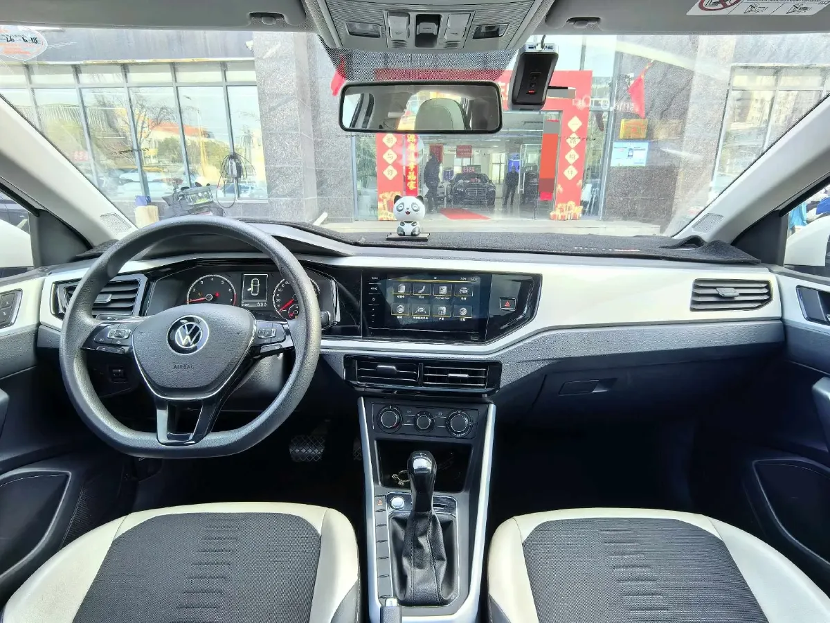 2019 Volkswagen Polo 1.5L 113HP L4 6AT,autocango,china used car exporter,china ev exporter,chinese used car exporter,chinese used ev exporter