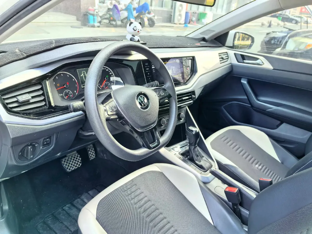 2019 Volkswagen Polo 1.5L 113HP L4 6AT,autocango,china used car exporter,china ev exporter,chinese used car exporter,chinese used ev exporter