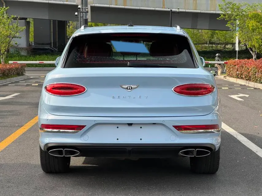 2021 Bentley Bentayga 3.0T 340HP V6 8AT PHEV 17.3KWH,autocango,china used car exporter,china ev exporter,chinese used car exporter,chinese used ev exporter