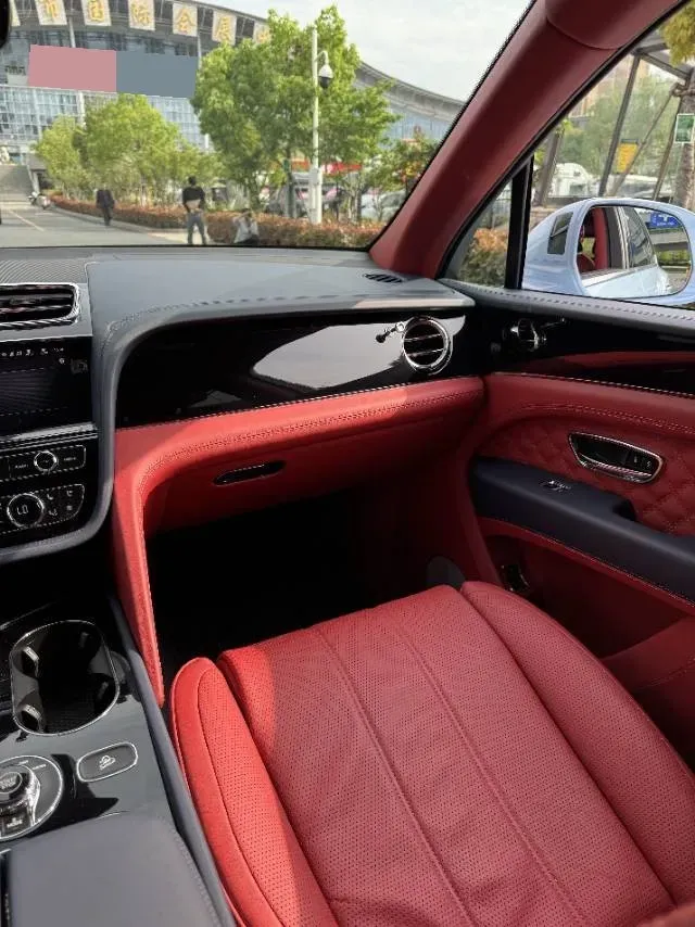 2021 Bentley Bentayga 3.0T 340HP V6 8AT PHEV 17.3KWH,autocango,china used car exporter,china ev exporter,chinese used car exporter,chinese used ev exporter