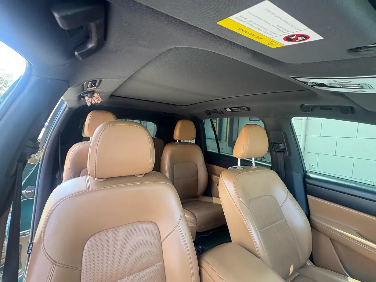 2021 Li ONE Range Extended 131HP REEV 40.5KWH,autocango,china used car exporter,china ev exporter,chinese used car exporter,chinese used ev exporter