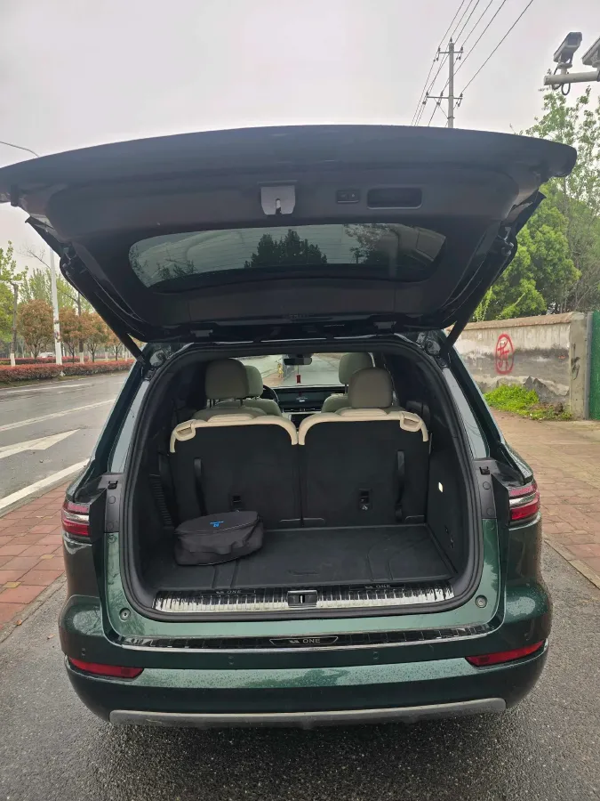 2021 Li ONE Range Extended 131HP REEV 40.5KWH,autocango,china used car exporter,china ev exporter,chinese used car exporter,chinese used ev exporter