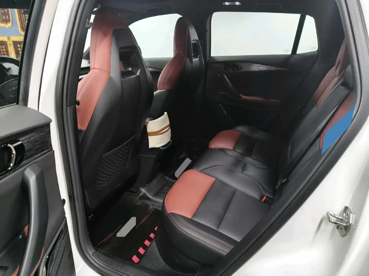 2020 LYNK&CO 06 1.5T 177HP L3 7DCT,autocango,china used car exporter,china ev exporter,chinese used car exporter,chinese used ev exporter