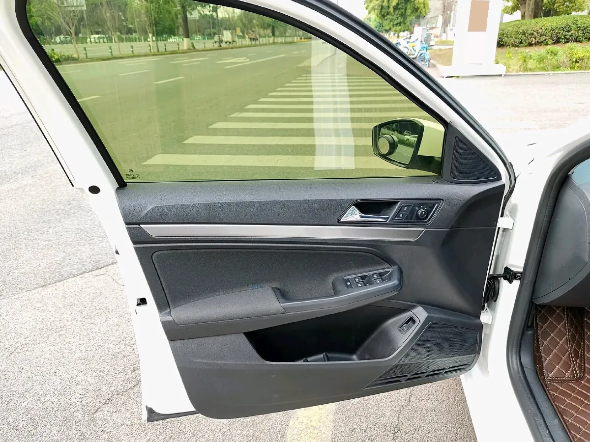 2019 ChangAn Eado XT 1.6L 128HP L4 6AT,autocango,china used car exporter,china ev exporter,chinese used car exporter,chinese used ev exporter