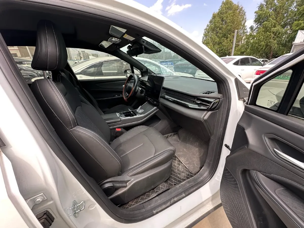 2024 Livan 7 BEV 50.4KWH,autocango,china used car exporter,china ev exporter,chinese used car exporter,chinese used ev exporter