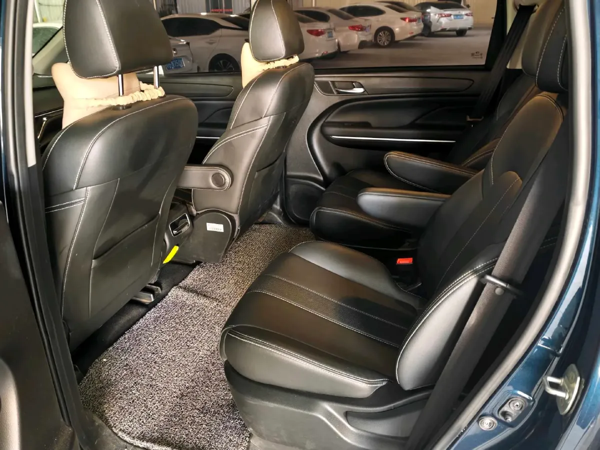 2021 GAC Trumpchi M6 1.5T 169HP L4 7DCT,autocango,china used car exporter,china ev exporter,chinese used car exporter,chinese used ev exporter