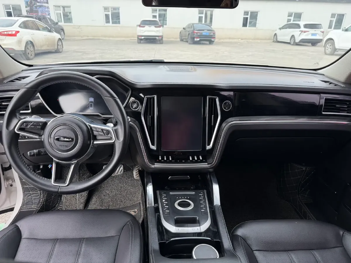 2017 Zotye T700 1.8T 177HP L4 6DCT,autocango,china used car exporter,china ev exporter,chinese used car exporter,chinese used ev exporter