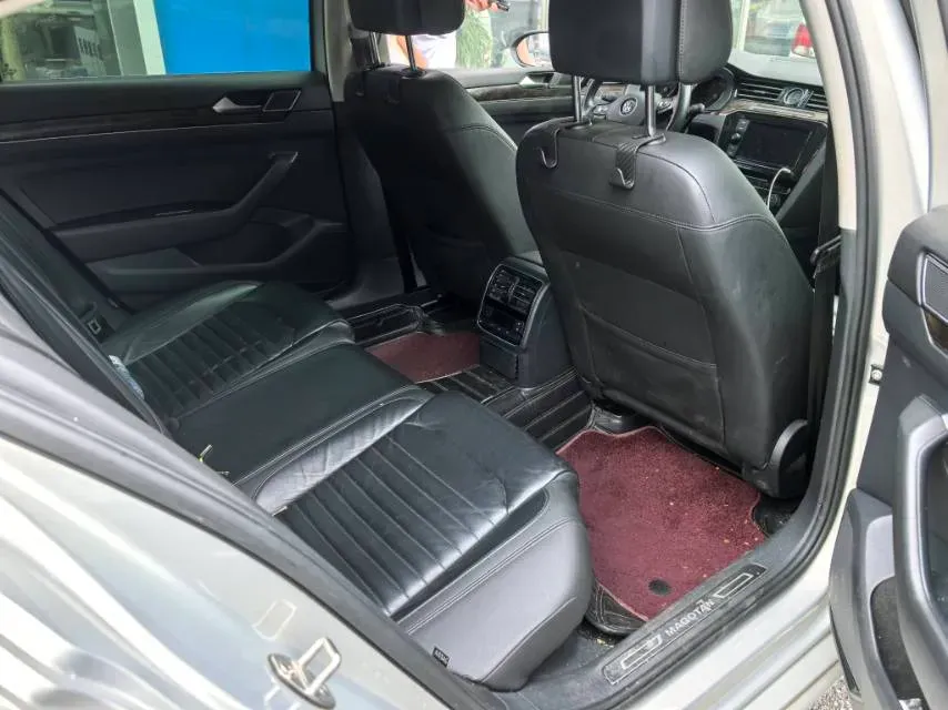 2019 Volkswagen Magotan 2.0T 186HP L4 7DCT,autocango,china used car exporter,china ev exporter,chinese used car exporter,chinese used ev exporter