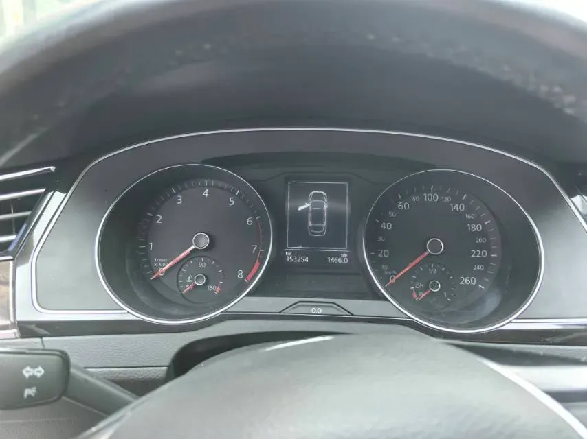 2019 Volkswagen Magotan 2.0T 186HP L4 7DCT,autocango,china used car exporter,china ev exporter,chinese used car exporter,chinese used ev exporter