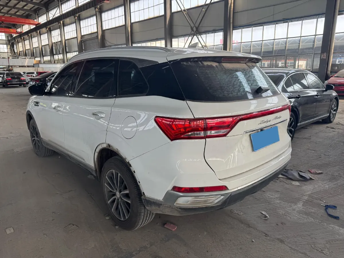 2018 Zotye T500 1.5T 156HP L4 5MT,autocango,china used car exporter,china ev exporter,chinese used car exporter,chinese used ev exporter