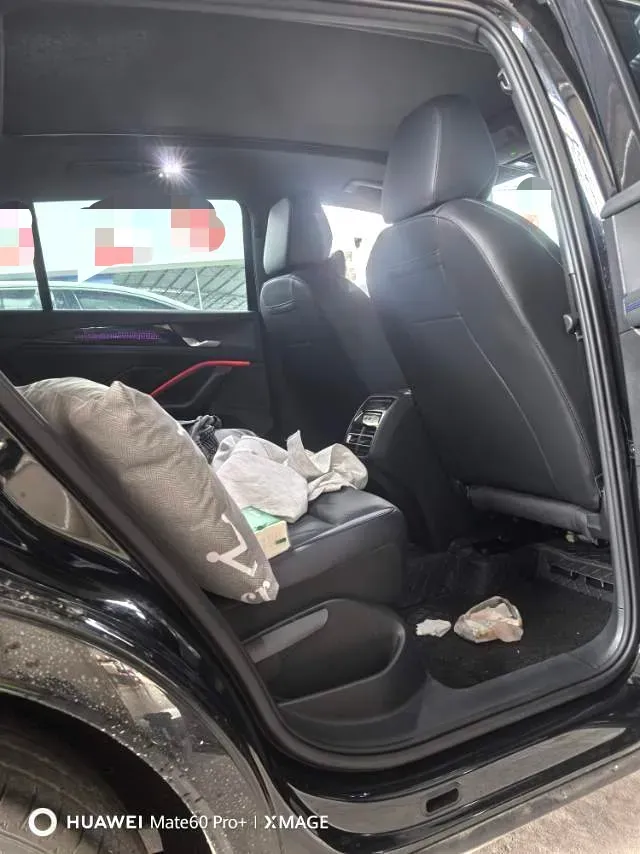 2024 Volkswagen Tiguan L 2.0T 186HP L4 7DCT,autocango,china used car exporter,china ev exporter,chinese used car exporter,chinese used ev exporter