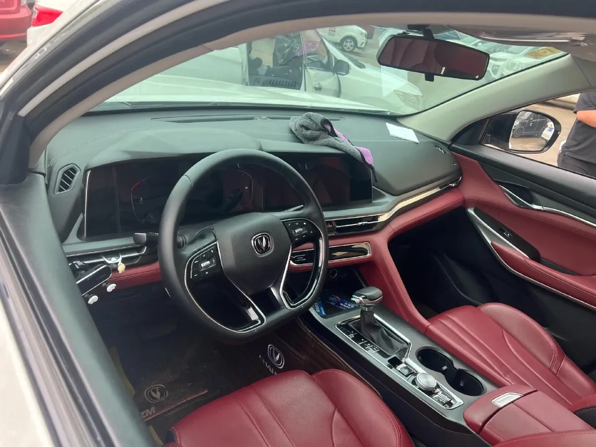 2021 ChangAn CS75 Plus 1.5T 178HP L4 6AT,autocango,china used car exporter,china ev exporter,chinese used car exporter,chinese used ev exporter