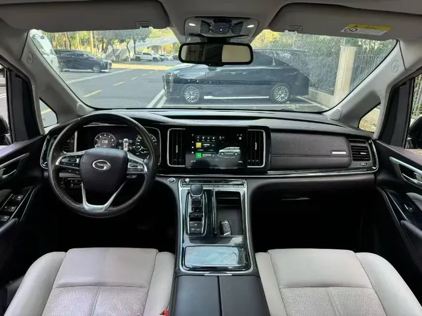 2021 GAC Trumpchi M8 2.0T 252HP L4 8AT,autocango,china used car exporter,china ev exporter,chinese used car exporter,chinese used ev exporter