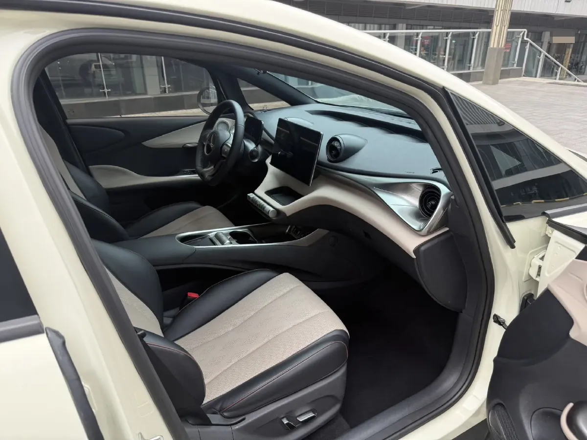 2023 BYD Dolphin BEV 44.928KWH,autocango,china used car exporter,china ev exporter,chinese used car exporter,chinese used ev exporter