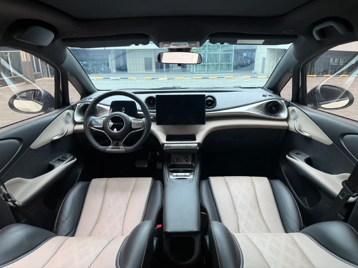 2023 BYD Dolphin BEV 44.928KWH,autocango,china used car exporter,china ev exporter,chinese used car exporter,chinese used ev exporter