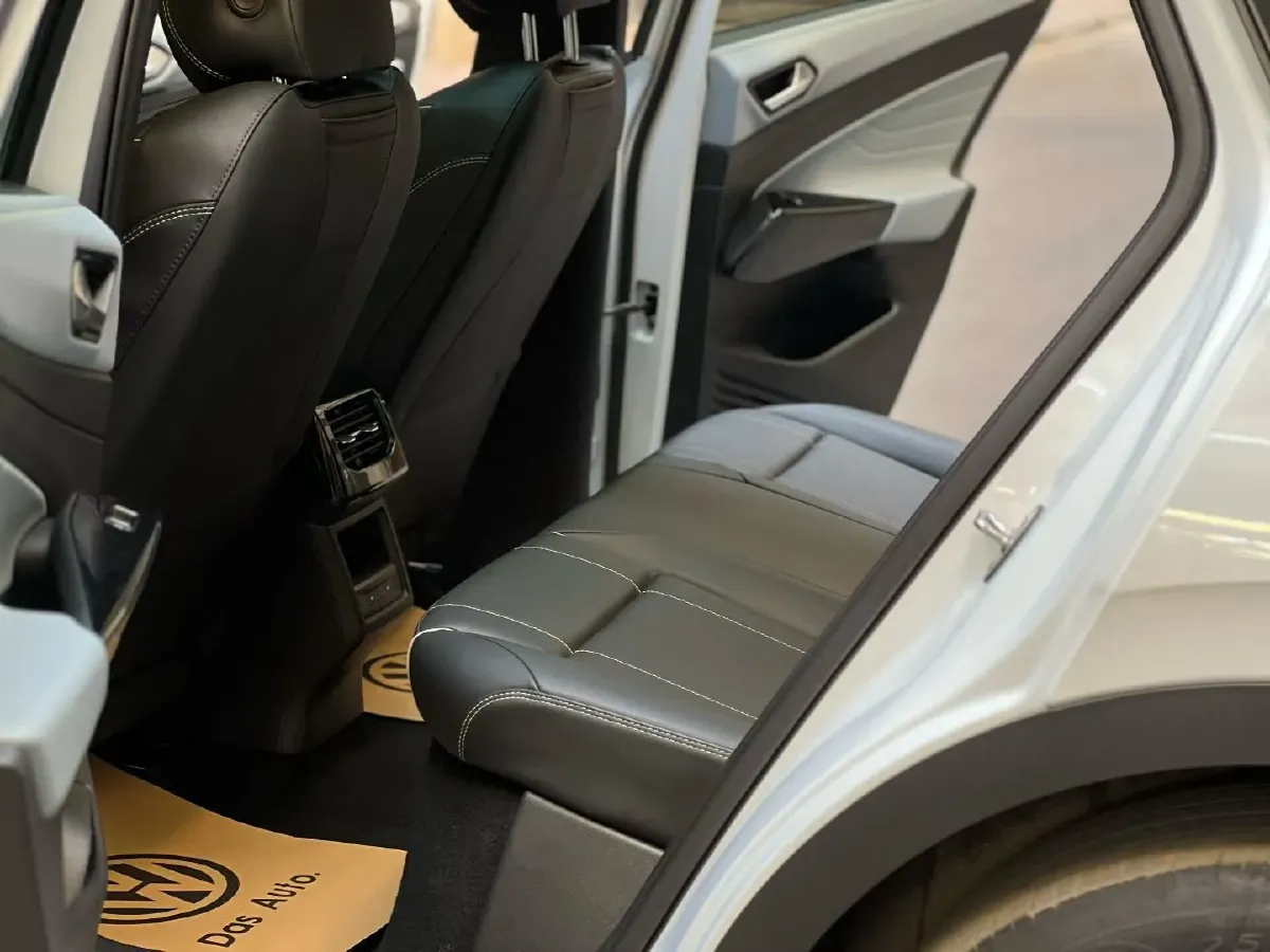 2023 Volkswagen ID.4 X BEV 83.4KWH,autocango,china used car exporter,china ev exporter,chinese used car exporter,chinese used ev exporter