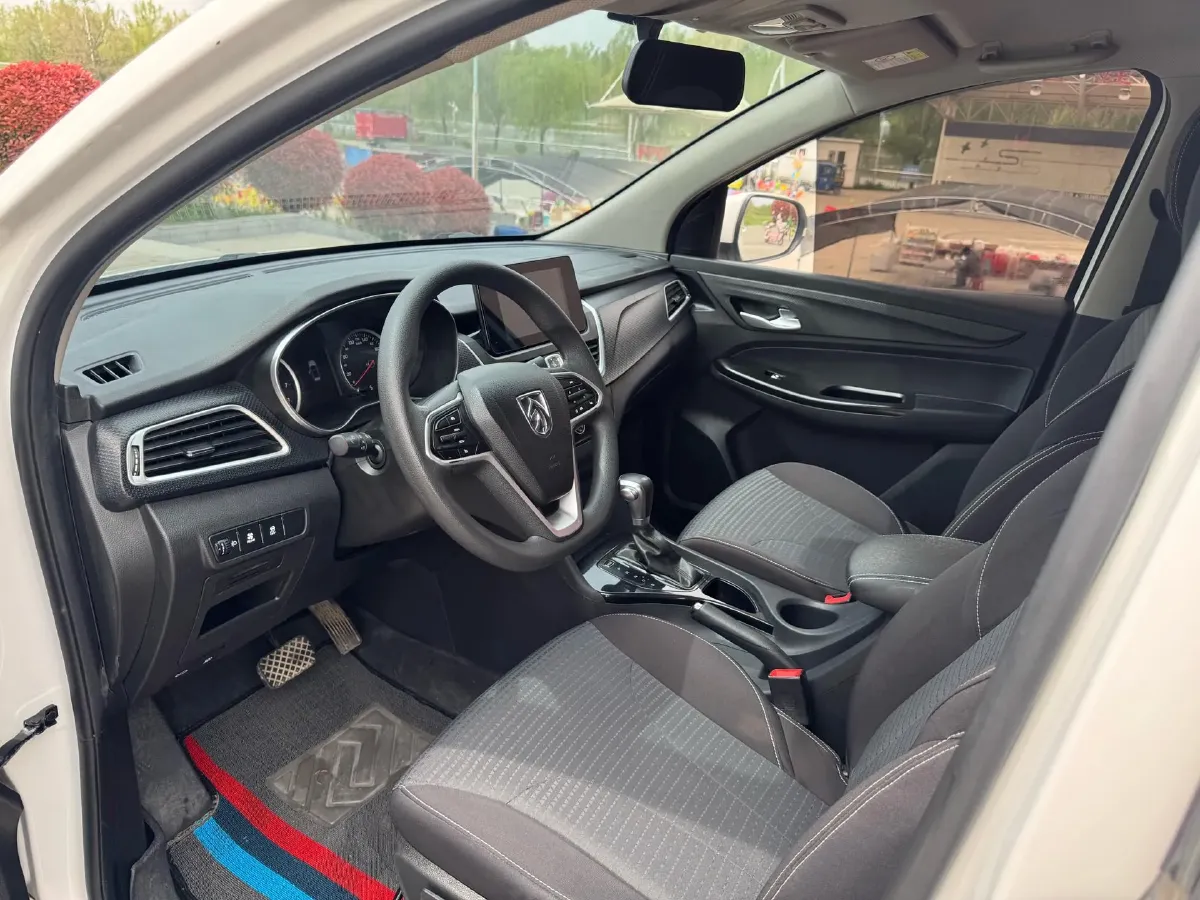 2019 BaoJun 730 1.5T 147HP L4 CVT,autocango,china used car exporter,china ev exporter,chinese used car exporter,chinese used ev exporter