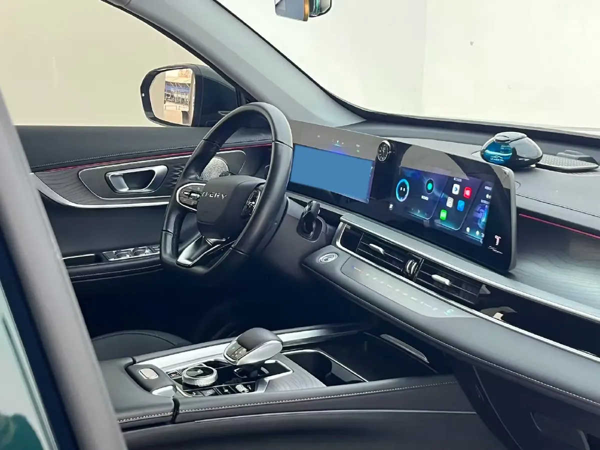 2022 Chery Tiggo 8 Plus 1.6T 197HP L4 7DCT,autocango,china used car exporter,china ev exporter,chinese used car exporter,chinese used ev exporter