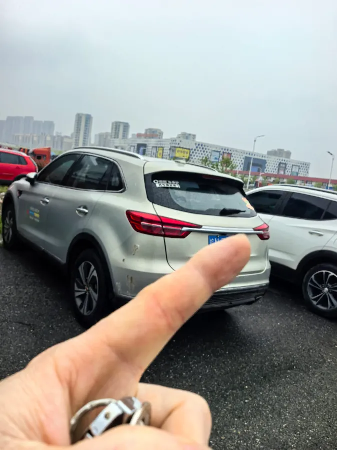 2022 HongQi HS5 2.0T 224HP L4 6AT,autocango,china used car exporter,china ev exporter,chinese used car exporter,chinese used ev exporter