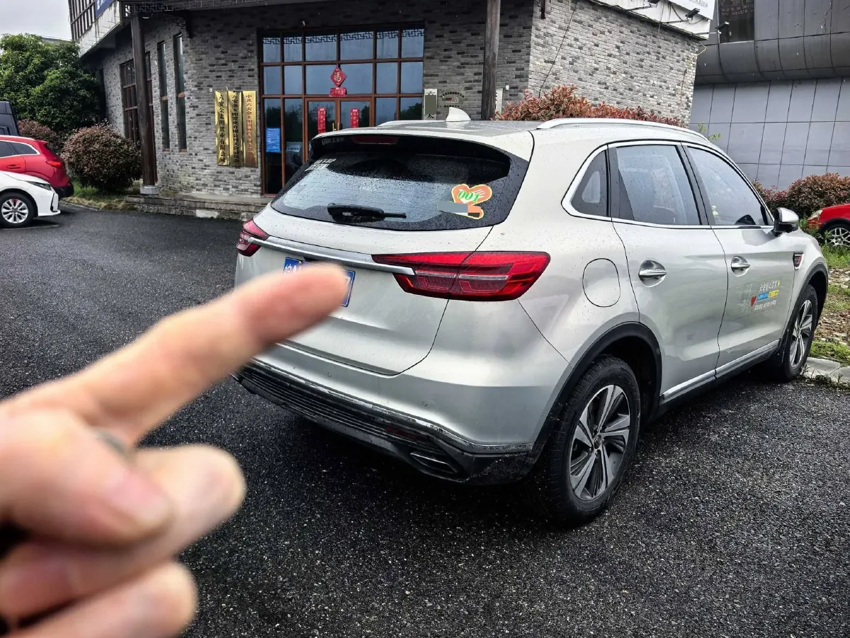 2022 HongQi HS5 2.0T 224HP L4 6AT,autocango,china used car exporter,china ev exporter,chinese used car exporter,chinese used ev exporter