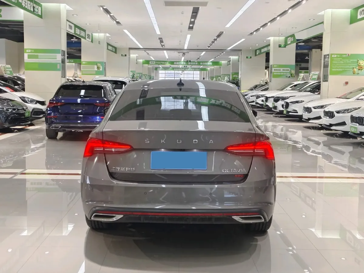 2022 Skoda Octavia 1.4T 150HP L4 7DCT,autocango,china used car exporter,china ev exporter,chinese used car exporter,chinese used ev exporter