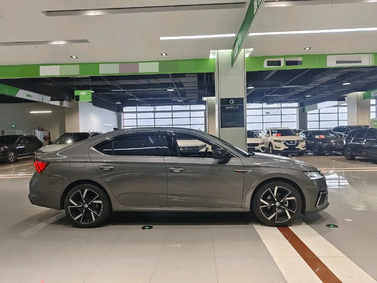 2022 Skoda Octavia 1.4T 150HP L4 7DCT,autocango,china used car exporter,china ev exporter,chinese used car exporter,chinese used ev exporter