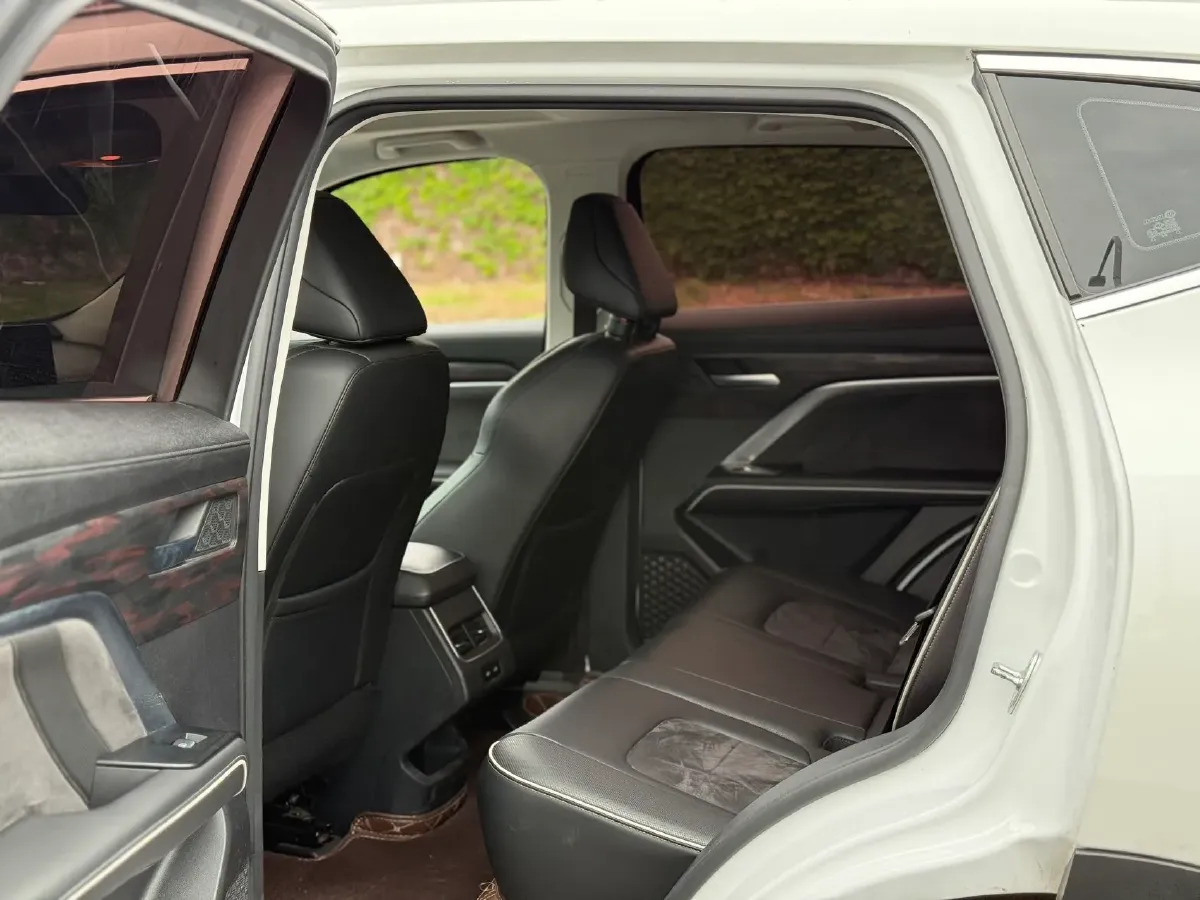 2023 Haval H6 1.5T 150HP L4 7DCT,autocango,china used car exporter,china ev exporter,chinese used car exporter,chinese used ev exporter