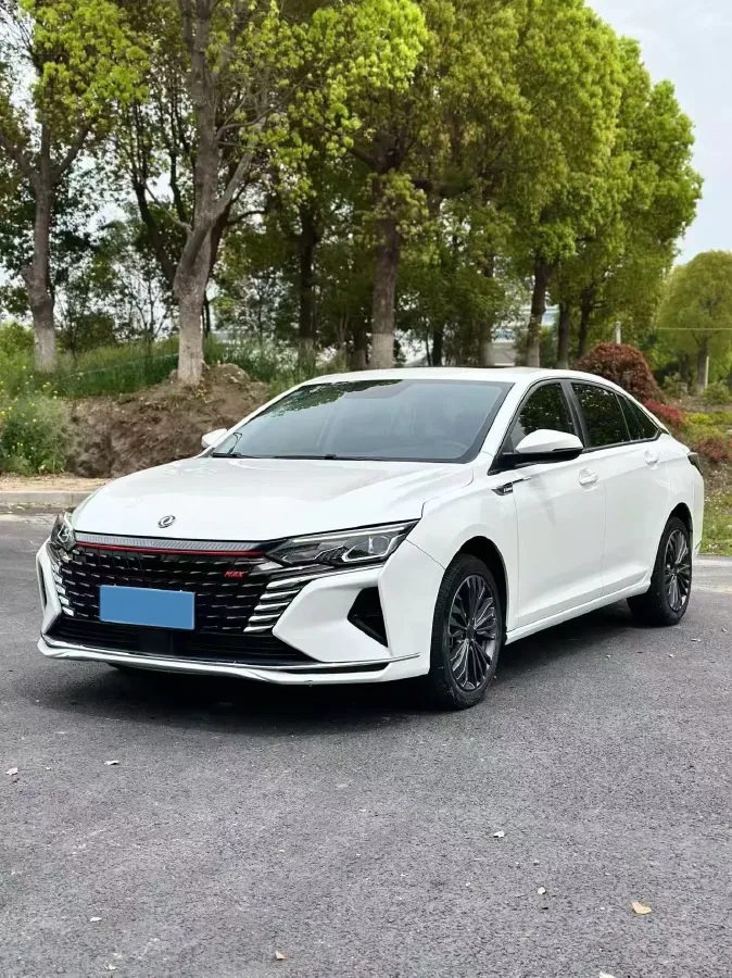2021 DongFeng Aeolus YiXuan MAX 1.5T 190HP L4 7DCT,autocango,china used car exporter,china ev exporter,chinese used car exporter,chinese used ev exporter