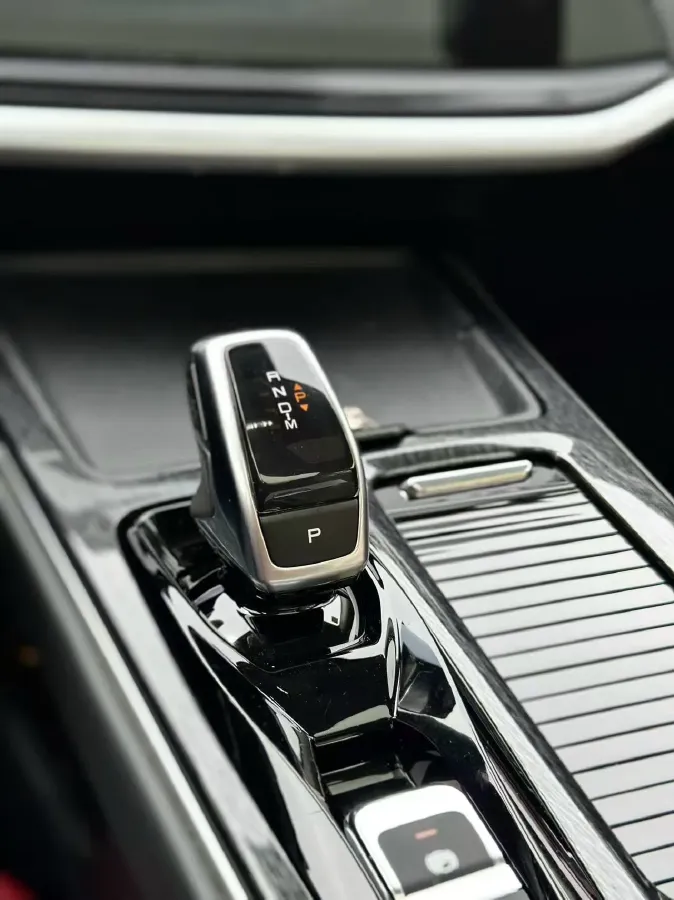 2021 DongFeng Aeolus YiXuan MAX 1.5T 190HP L4 7DCT,autocango,china used car exporter,china ev exporter,chinese used car exporter,chinese used ev exporter