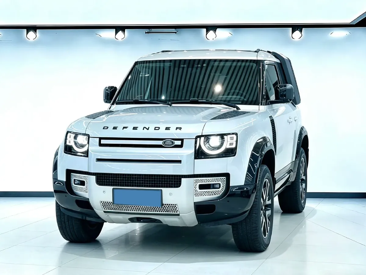 2023 Land Rover Defender 3.0T 400HP L6 8AT,autocango,china used car exporter,china ev exporter,chinese used car exporter,chinese used ev exporter