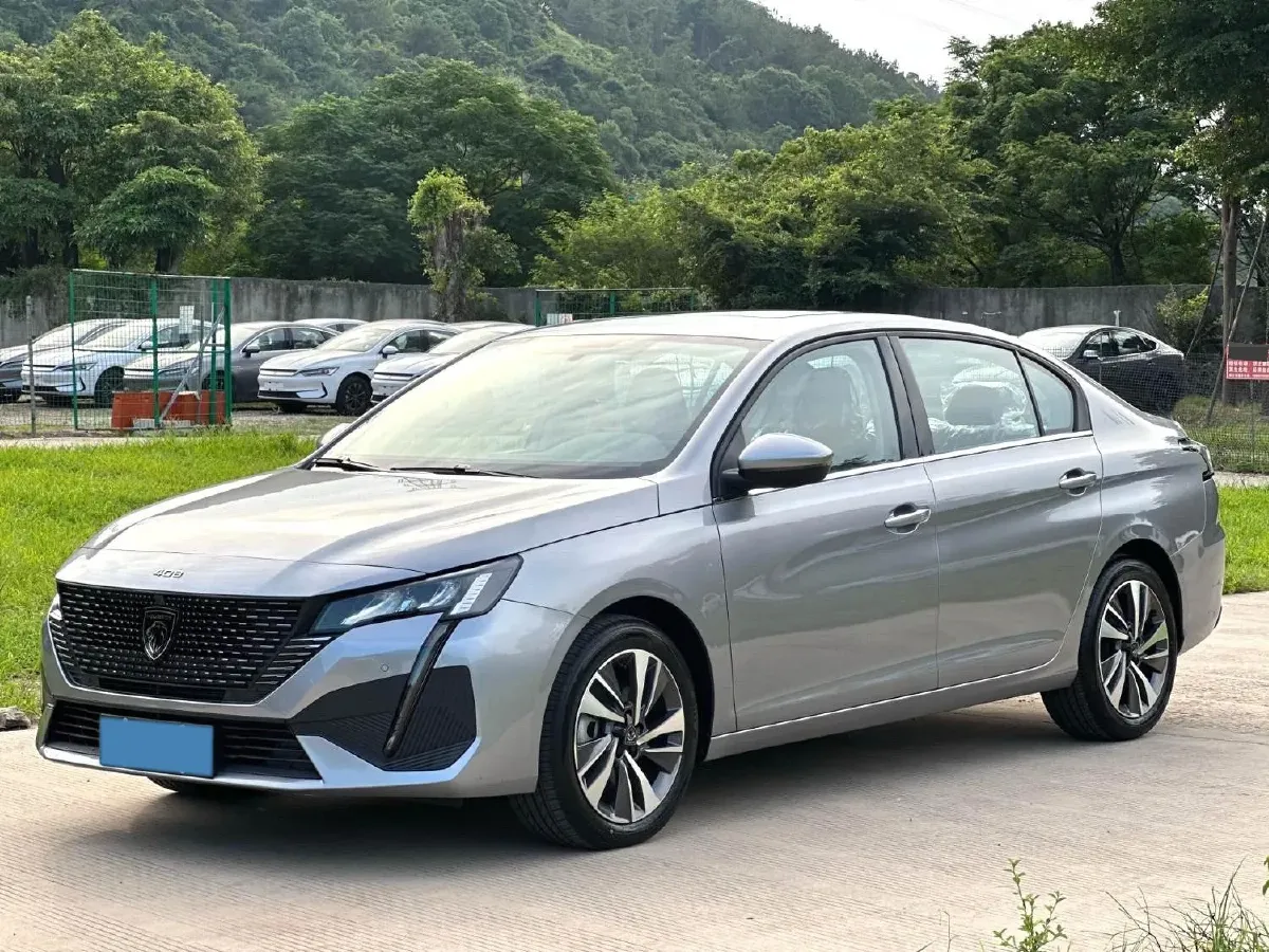 2022 Peugeot 408 1.6T 170HP L4 6AT,autocango,china used car exporter,china ev exporter,chinese used car exporter,chinese used ev exporter