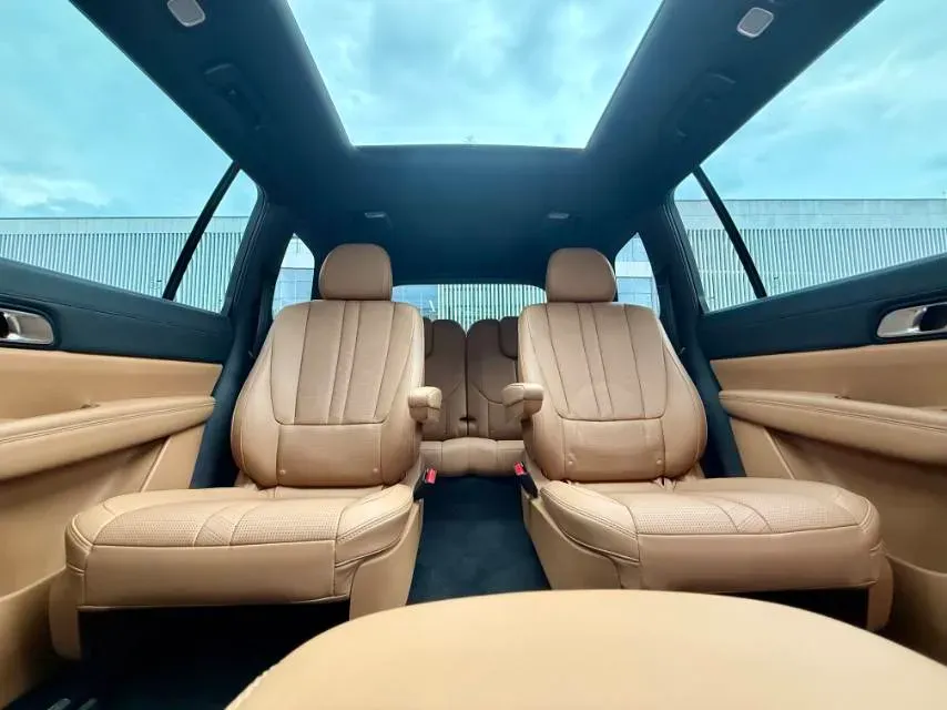 2020 Li ONE Range Extended 131HP REEV 40.5KWH,autocango,china used car exporter,china ev exporter,chinese used car exporter,chinese used ev exporter