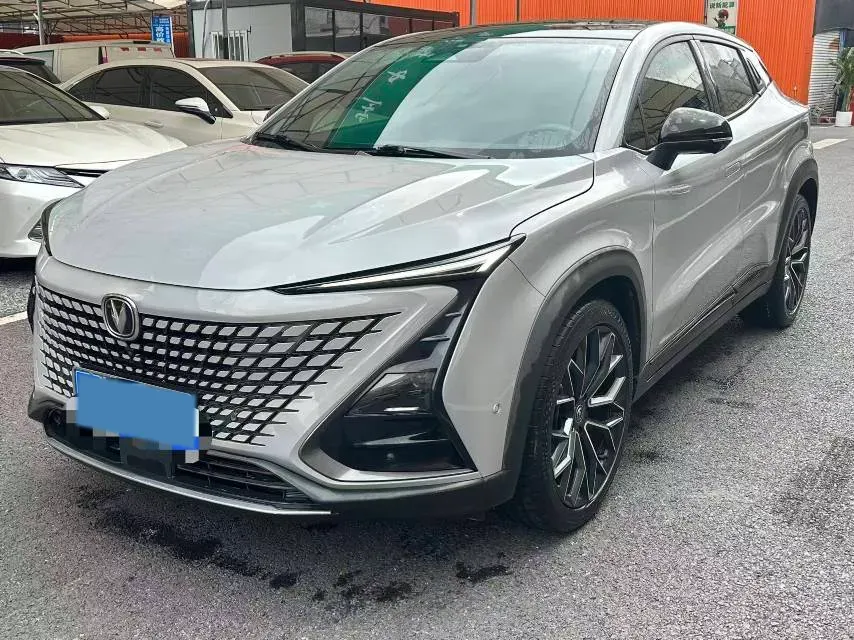 2022 ChangAn UNI-T 1.5T 188HP L4 7DCT,autocango,china used car exporter,china ev exporter,chinese used car exporter,chinese used ev exporter