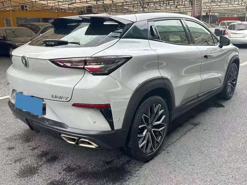 2022 ChangAn UNI-T 1.5T 188HP L4 7DCT,autocango,china used car exporter,china ev exporter,chinese used car exporter,chinese used ev exporter