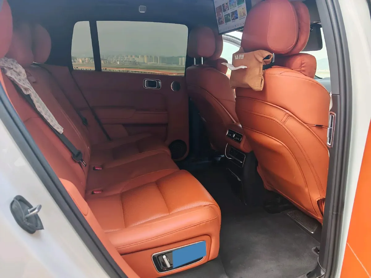 2023 Li L7 Range Extended 154HP REEV 40.9KWH,autocango,china used car exporter,china ev exporter,chinese used car exporter,chinese used ev exporter