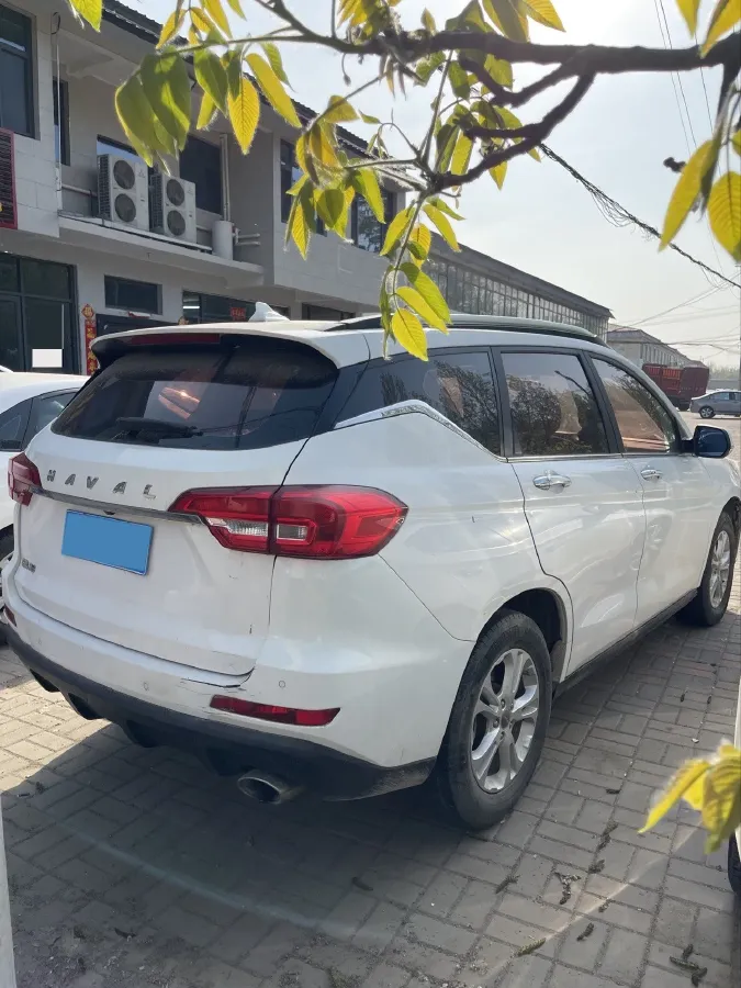 2017 Haval M6 1.5T 150HP L4 6AT,autocango,china used car exporter,china ev exporter,chinese used car exporter,chinese used ev exporter