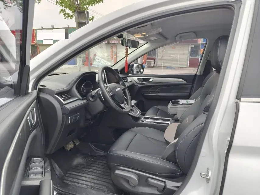 2023 Haval M6 1.5T 150HP L4 7DCT,autocango,china used car exporter,china ev exporter,chinese used car exporter,chinese used ev exporter