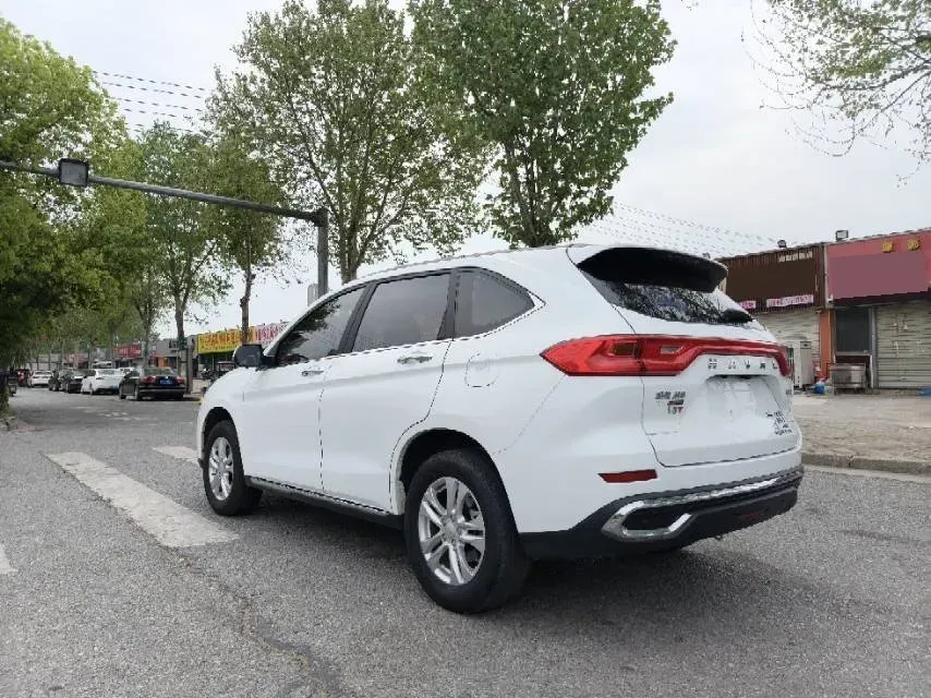 2023 Haval M6 1.5T 150HP L4 7DCT,autocango,china used car exporter,china ev exporter,chinese used car exporter,chinese used ev exporter