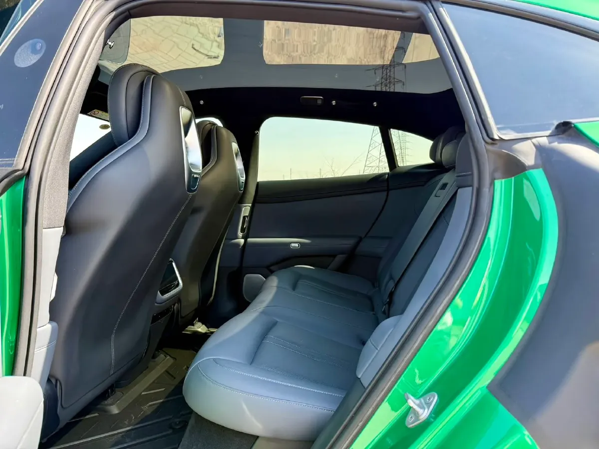 2025 MI YU7 BEV 96.3KWH,autocango,china used car exporter,china ev exporter,chinese used car exporter,chinese used ev exporter